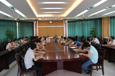 我院召开新学期中层干部大会 详细信息